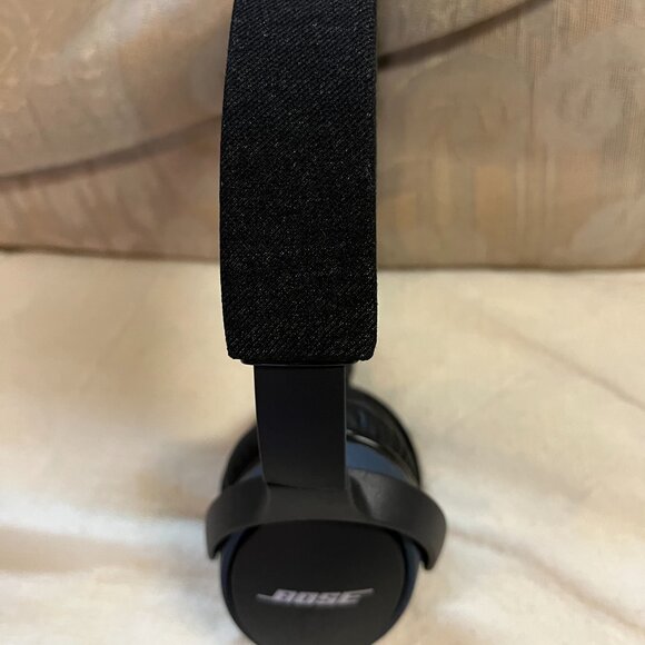 Bose - Picture 2 of 4